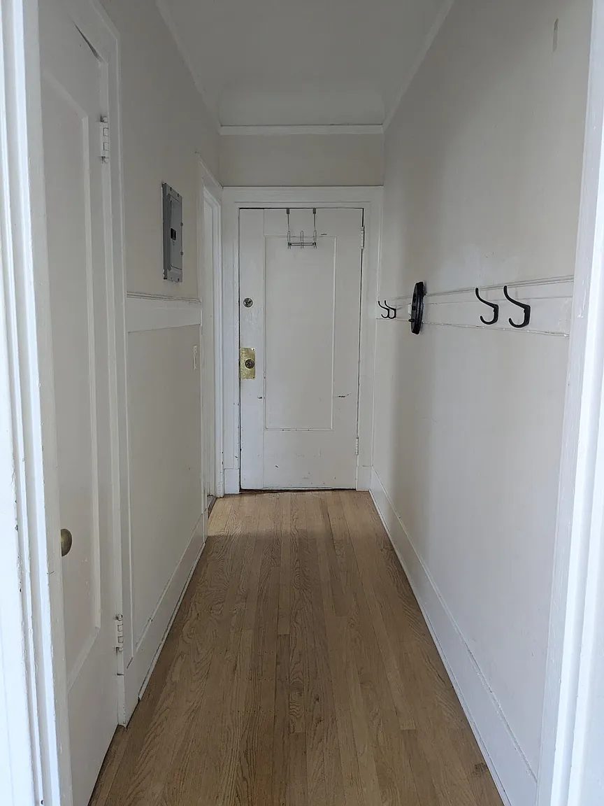 Photograph of 1006 Jefferson Street, Unit P