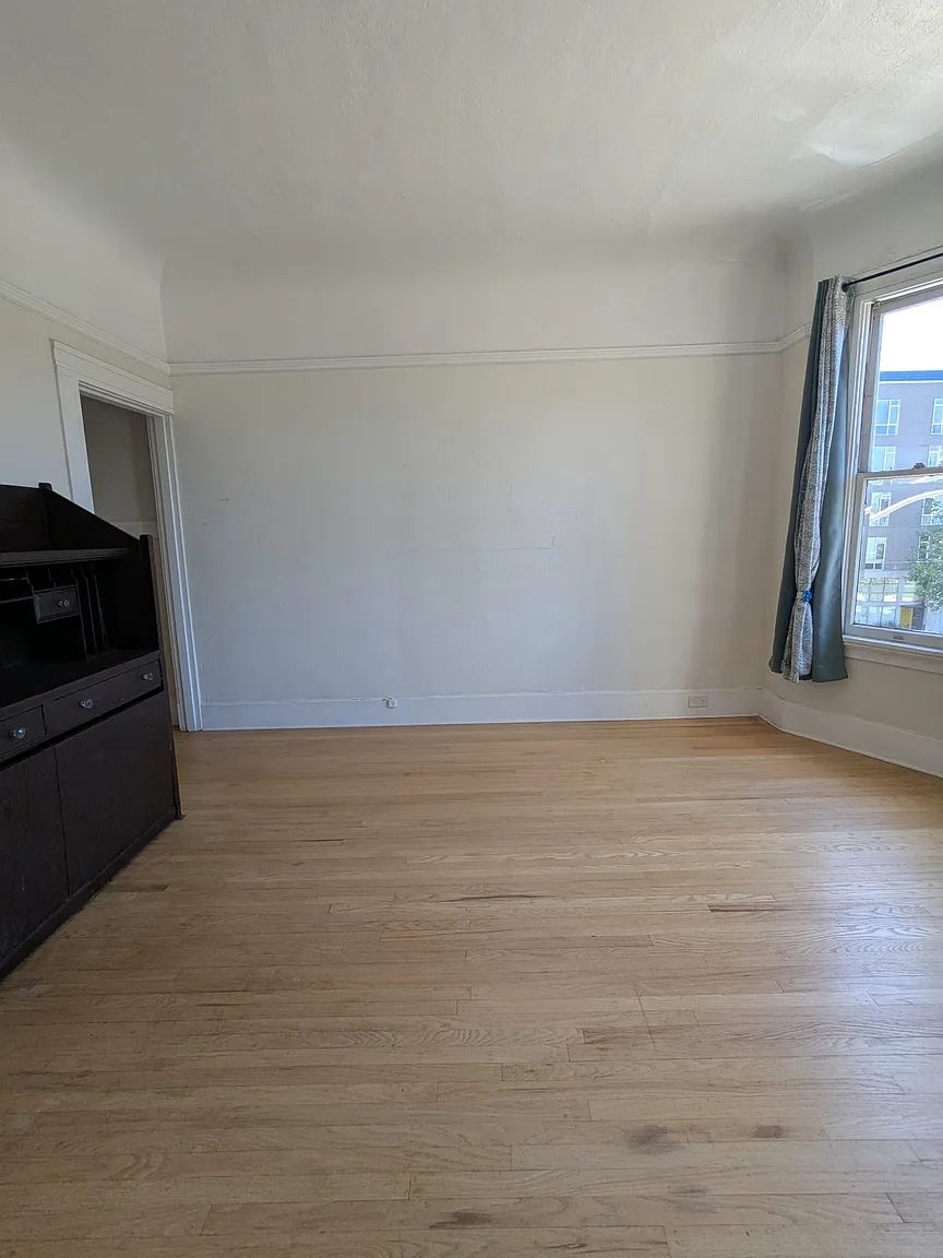 Photograph of 1006 Jefferson Street, Unit P